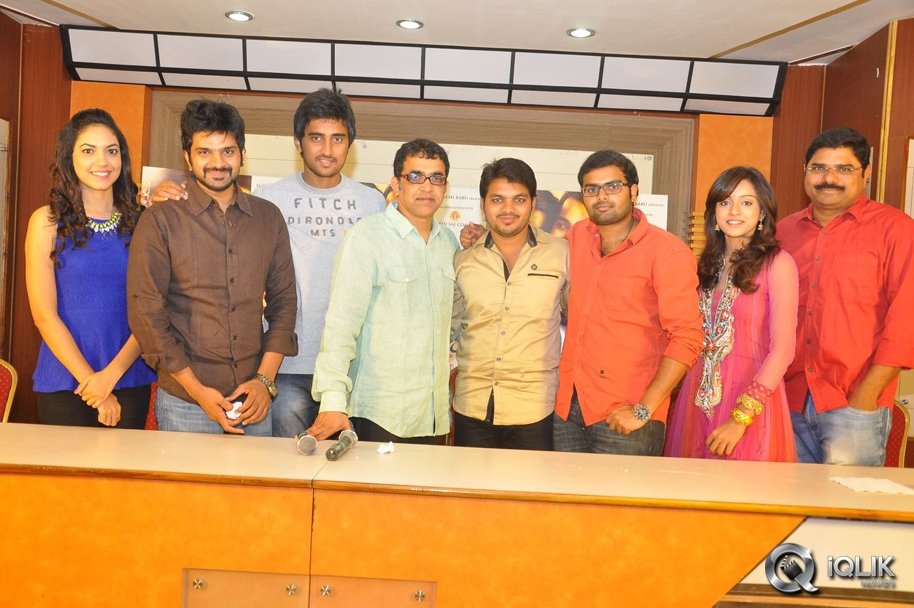 Prema-Ishq-Kaadhal-Success-Meet